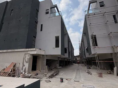 4 Bedroom Terrace with BQ, Central Gym and a Swimming Pool
