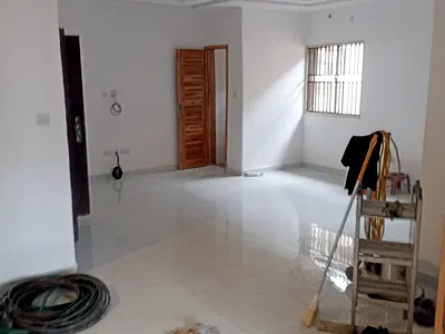 Newly Renovated 2 Bedroom Flat Upstairs 4 Flats in the Compound