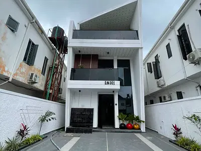 Value Centric 5 Bedroom Fully Detached Triplex with BQ, Pool & Gym