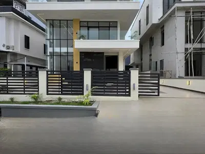 Newly Built 5 Bedroom Detached Duplex with a BQ, Pool & Cinema