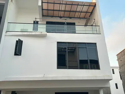 Brand New Serviced 2 Bedroom Apartment