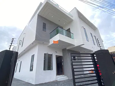 Brand New 4 Bedroom Luxury Semi Detached Smart House with BQ Available