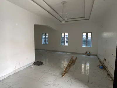 Luxury 3bedroom Flat