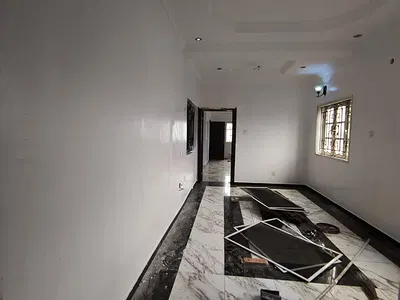 Portable 2 Bedroom Apartment (Upstairs)