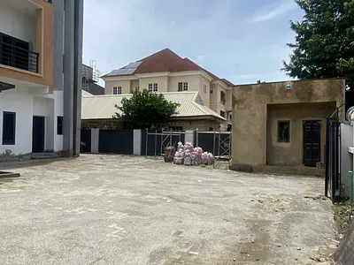 Solid 4 Bedroom Terrace Duplex