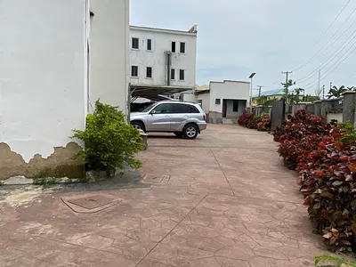 Corner Piece 5 Bedroom Terrace Duplex