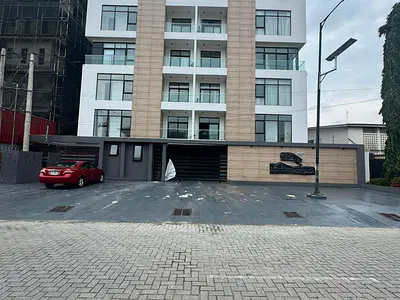 Modern 3 Bedroom Apartment Available