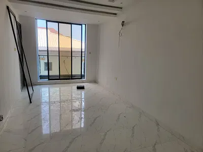 New 2bedroom with Pool Gym 24/7 Light