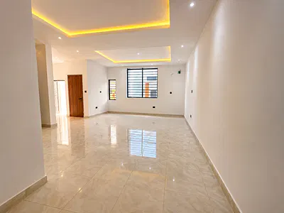 Luxury 3 Bedroom Terraced Duplex +BQ in Estate +constant Electricity — Ajah, Lagos