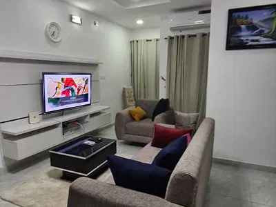 Comfortable 2 Bedroom Apartment