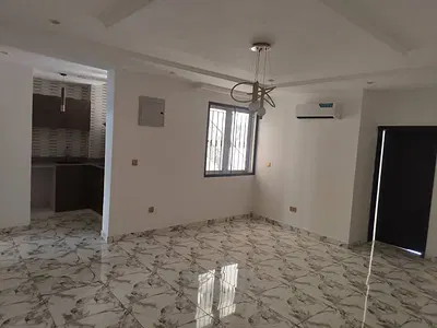 1 Bedroom Miniflat