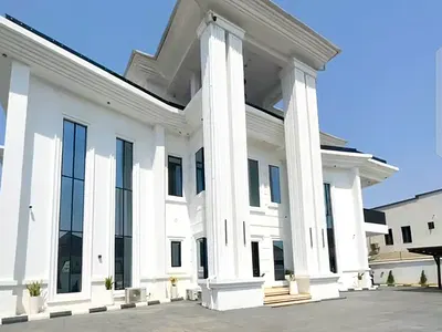 11 Bedrooms Fully Detached Duplex with Guest Chalet + BQ