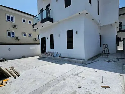 An Exquisite Ensuit 5 Bedroom Fully Detached Duplex + BQ
