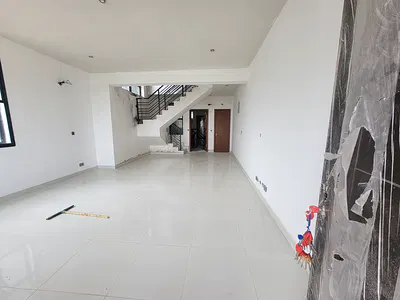 Serviced 2 Bedroom Maisonette