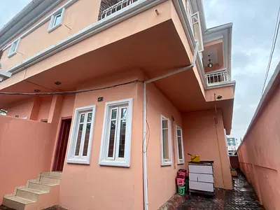 4 Bedroom Semi Detached