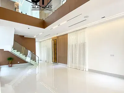 Contemporary 5 Bedroom Fully Detached Duplex
