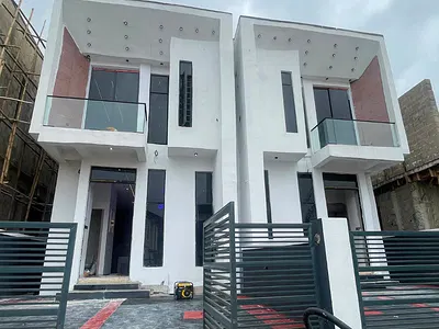 Luxury 4-Bedroom Semi-Detached Duplex