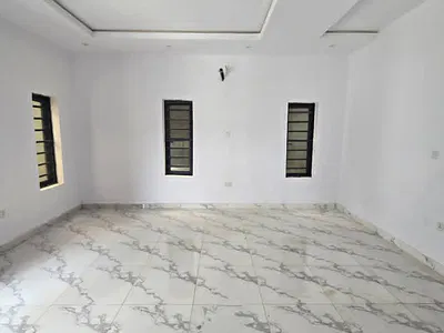 7 Bedroom Detached Duplex