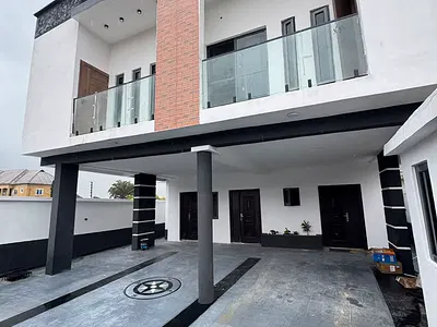 2 Bedroom Upstairs & Downstairs