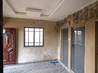 Newly Built Mini Flat Upstairs with Personal Staircase