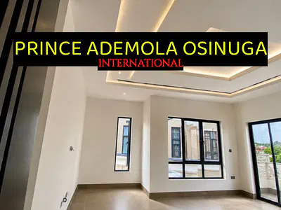 Luxury 5 Bedroom Terrace House + Bq+gym+pool
