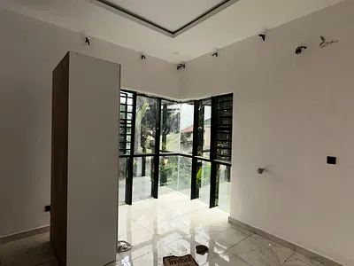 Very Unique 2bedroom Just Out Upstairs