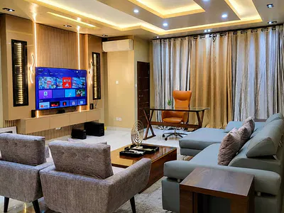 Experience Comfort in Our Elegant 2-Bedroom