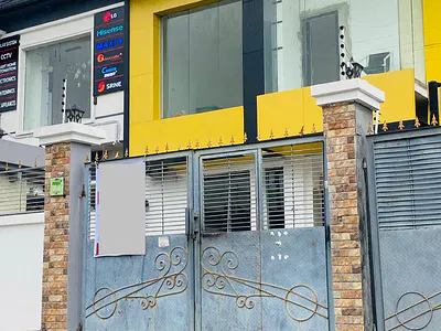 Semi Detached Duplex Facing the Road