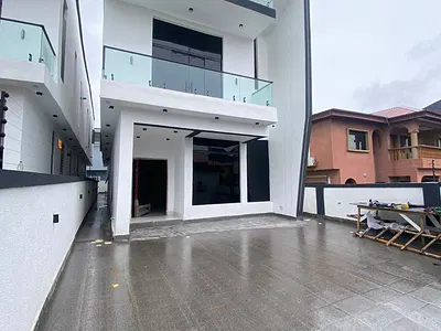 Newly Built 5 Bed Duplex Smart Home