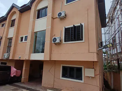 Well Renovated 3 Bedroom Terraces Duplex