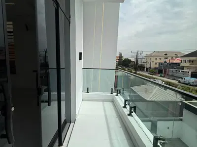 Newly Built 5 Bedroom Fully Detached Duplex