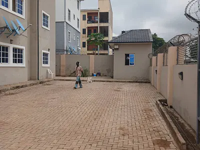 A Good Spacious 3-Bedroom Flat.