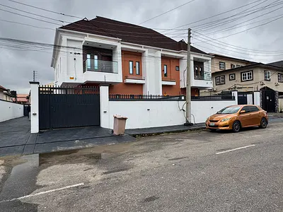 Standard 4 Bedroom Semi Detached Duplex