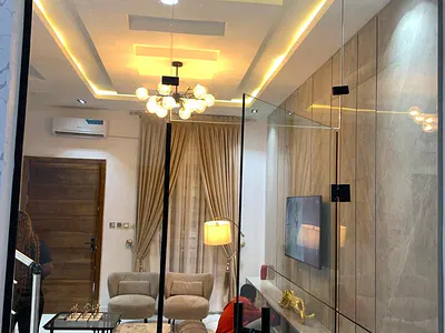 A Spacious 2 Bedroom Duplex