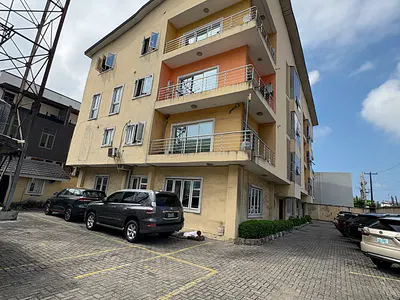 Spacious 2 Bedroom Apartment (Second Floor)