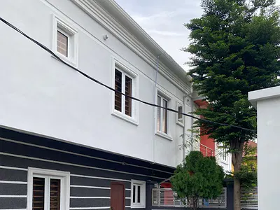 Newly Renovated 2 Bedroom Semi Detached Duplex