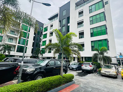 Serviced 3 Bedrooms Apartment with Swimming Pool and Gym