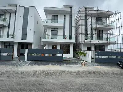 Newly Built 5-Bedroom Fully Detached Duplex