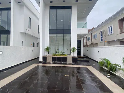 Newly Built 5 Bed Duplex Smart Home