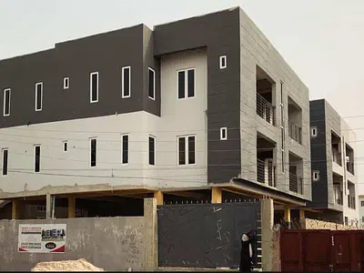 A Smart Home 2 Bedroom Flat Available