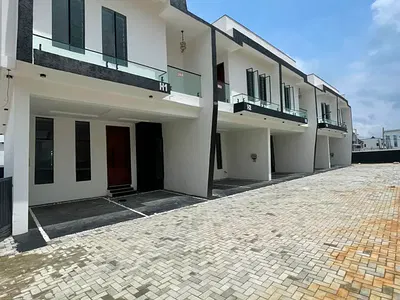 Luxury 4-Bedroom Terrace Duplex with Excellent Facility