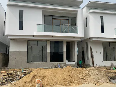 Newly Built 4 Bedroom Duplex with a BQ