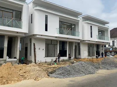 Newly Built 4 Bedroom Duplex with a BQ