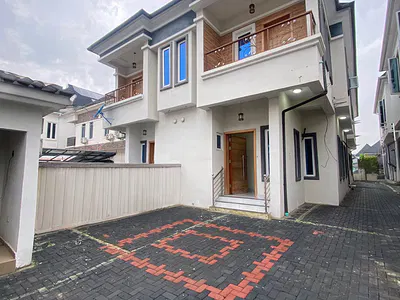 4 Bedrooms Semi Detached Duplex with BQ