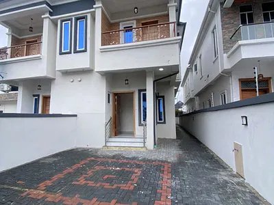 4 Bedrooms Semi Detached Duplex with BQ