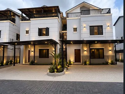 4 Bedroom Detached Duplex