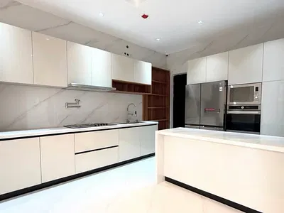 3 Bedroom Maisonette