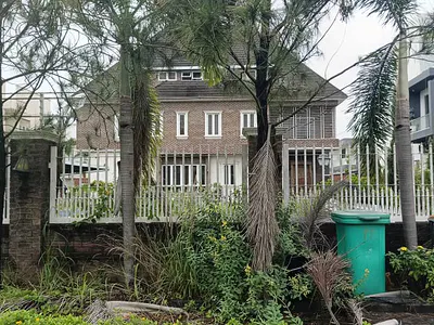 Relatively New Ew 5 Bedroom Detached Duplex with BQ, Pool, Gym