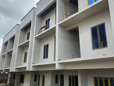 Smart One Unit of a 4-Bedroom Duplex with BQ