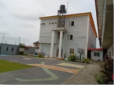 Purpose Built Scool Building